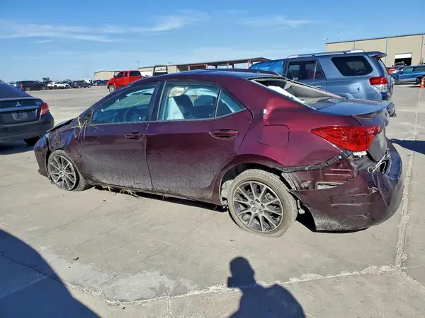 5YFBURHEXHP646536 2017 TOYOTA COROLLA - Image 2