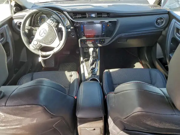 5YFBURHEXHP646536 2017 TOYOTA COROLLA - Image 8