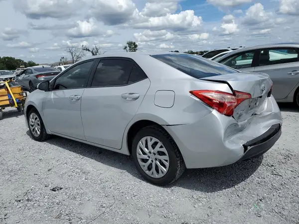 5YFBURHEXHP647900 2017 TOYOTA COROLLA - Image 2