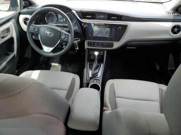 5YFBURHEXHP647900 2017 TOYOTA COROLLA - Image 8