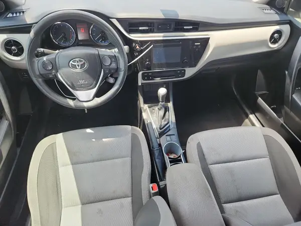 5YFBURHEXHP648660 2017 TOYOTA COROLLA - Image 8