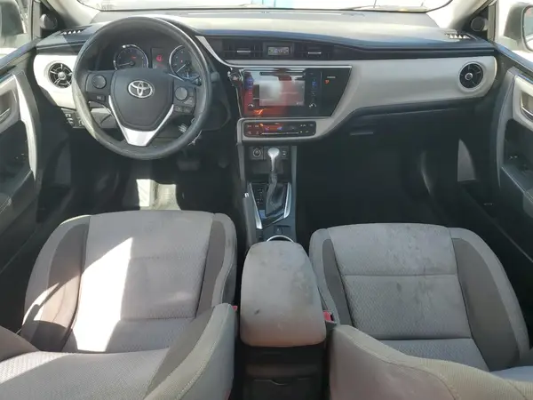 5YFBURHEXHP652790 2017 TOYOTA COROLLA - Image 8