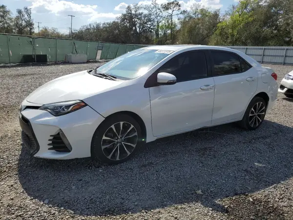 5YFBURHEXHP656452 2017 TOYOTA COROLLA - Image 1