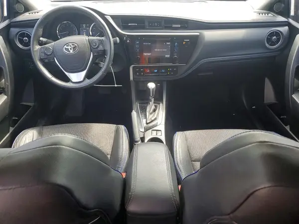 5YFBURHEXHP656659 2017 TOYOTA COROLLA - Image 8