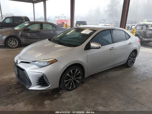 5YFBURHEXHP659139 2017 TOYOTA COROLLA - Image 2