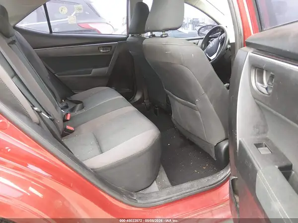 5YFBURHEXHP661568 2017 TOYOTA COROLLA - Image 8