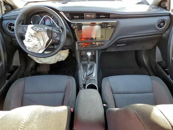 5YFBURHEXHP662932 2017 TOYOTA COROLLA - Image 8