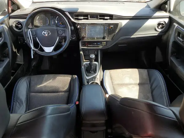 5YFBURHEXHP663823 2017 TOYOTA COROLLA - Image 8