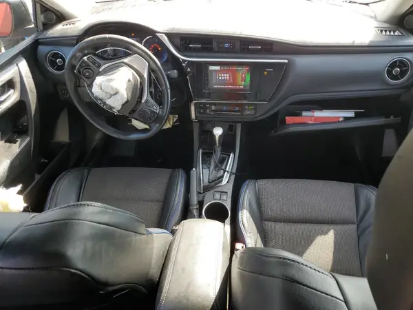 5YFBURHEXHP666253 2017 TOYOTA COROLLA - Image 8