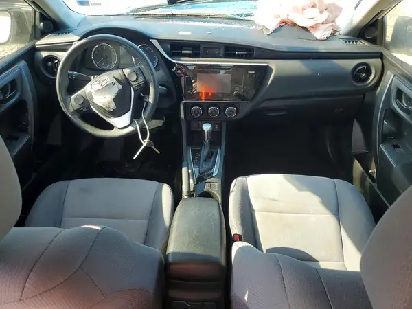 5YFBURHEXHP667242 2017 TOYOTA COROLLA - Image 8