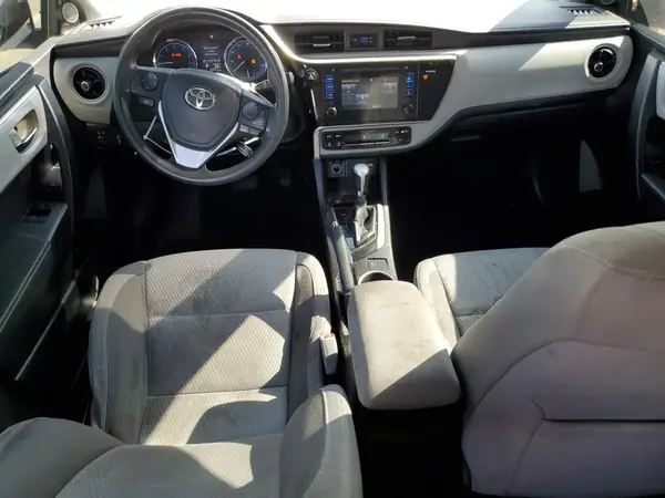 5YFBURHEXHP667788 2017 TOYOTA COROLLA - Image 8