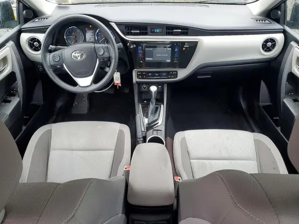 5YFBURHEXHP668309 2017 TOYOTA COROLLA - Image 8