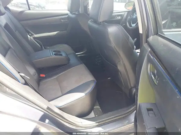 5YFBURHEXHP669749 2017 TOYOTA COROLLA - Image 8