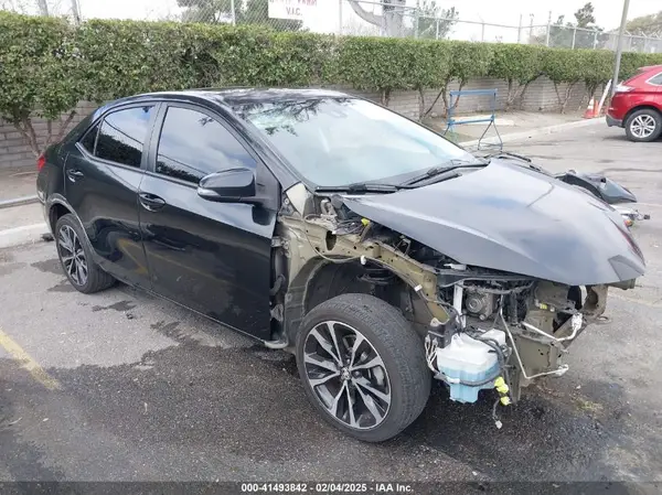 5YFBURHEXHP669928 2017 TOYOTA COROLLA - Image 1