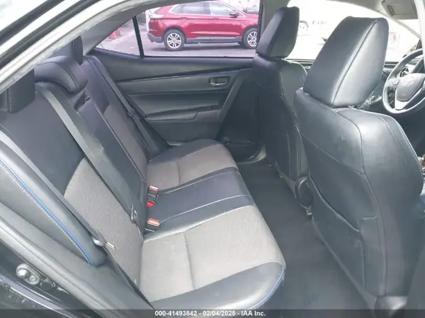 5YFBURHEXHP669928 2017 TOYOTA COROLLA - Image 8