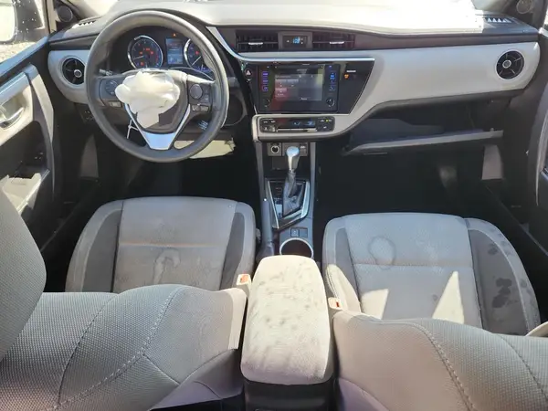 5YFBURHEXHP670755 2017 TOYOTA COROLLA - Image 8