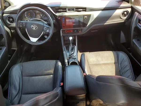 5YFBURHEXHP671078 2017 TOYOTA COROLLA - Image 8
