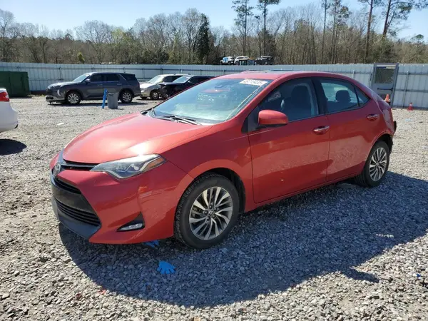 5YFBURHEXHP673784 2017 TOYOTA COROLLA - Image 1