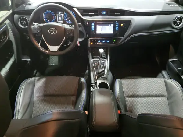 5YFBURHEXHP679701 2017 TOYOTA COROLLA - Image 8