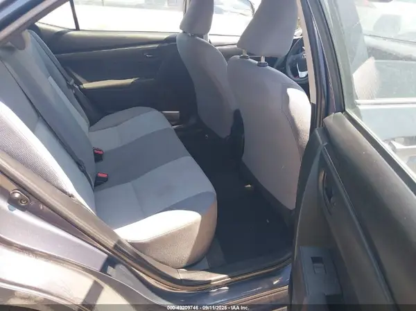 5YFBURHEXHP684316 2017 TOYOTA COROLLA - Image 8
