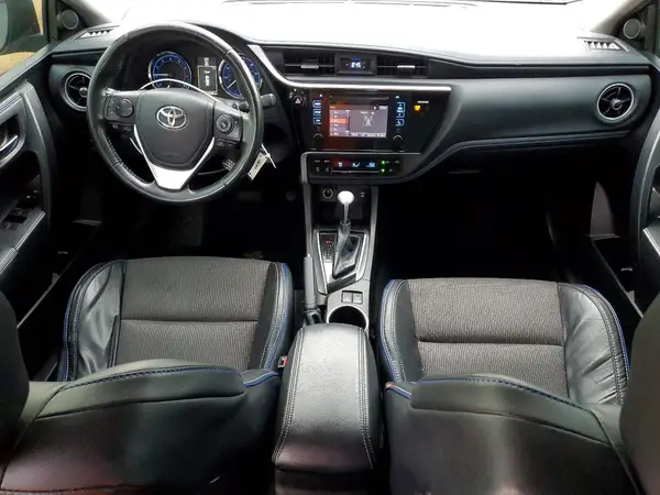 5YFBURHEXHP684820 2017 TOYOTA COROLLA - Image 8