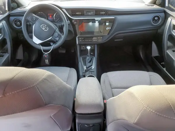 5YFBURHEXHP690102 2017 TOYOTA COROLLA - Image 8