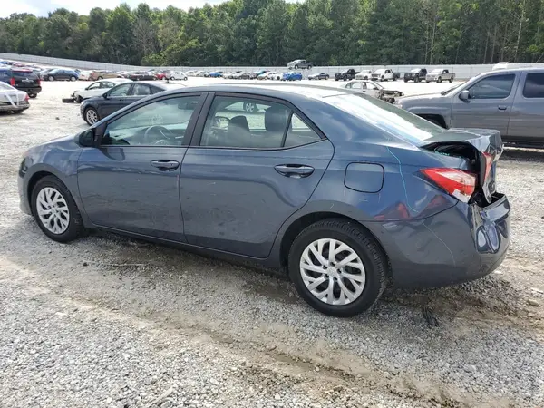 5YFBURHEXHP691590 2017 TOYOTA COROLLA - Image 2