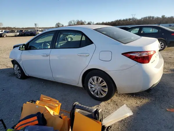 5YFBURHEXHP697034 2017 TOYOTA COROLLA - Image 2