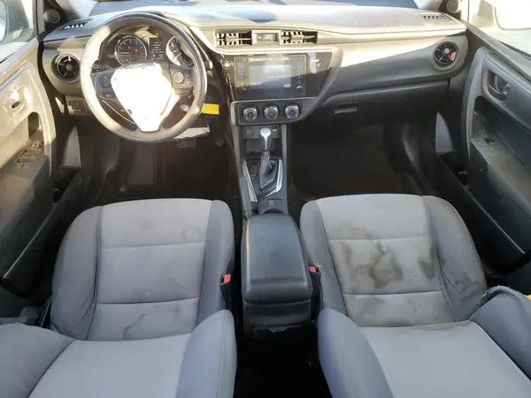 5YFBURHEXHP697034 2017 TOYOTA COROLLA - Image 8