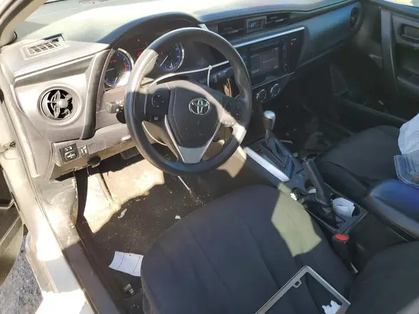 5YFBURHEXHP700191 2017 TOYOTA COROLLA - Image 8