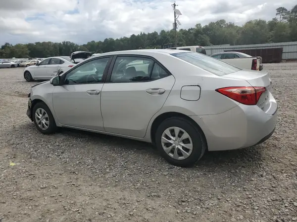 5YFBURHEXHP701079 2017 TOYOTA COROLLA - Image 2