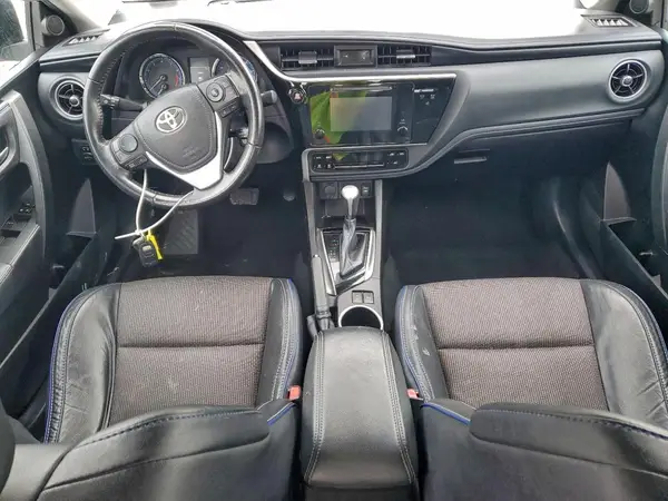 5YFBURHEXHP701437 2017 TOYOTA COROLLA - Image 8