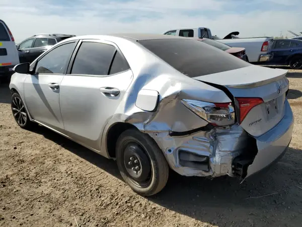 5YFBURHEXHP702717 2017 TOYOTA COROLLA - Image 2