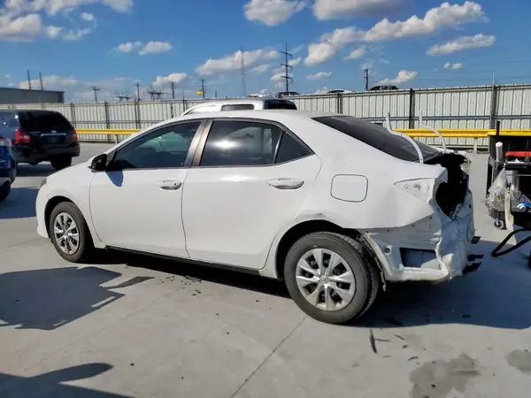 5YFBURHEXHP706718 2017 TOYOTA COROLLA - Image 2