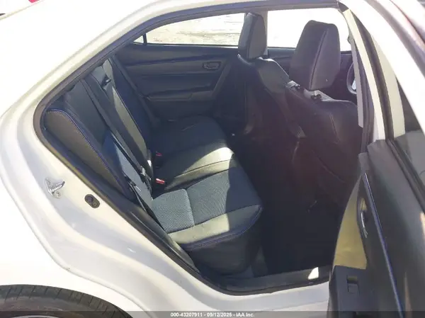 5YFBURHEXHP708338 2017 TOYOTA COROLLA - Image 8
