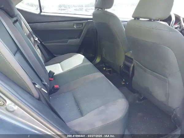 5YFBURHEXHP709540 2017 TOYOTA COROLLA - Image 8