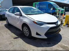 5YFBURHEXHP710669 2017 TOYOTA COROLLA