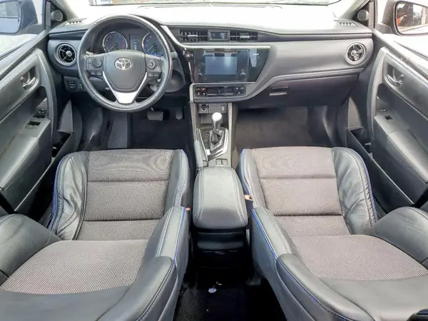 5YFBURHEXHP712714 2017 TOYOTA COROLLA - Image 8