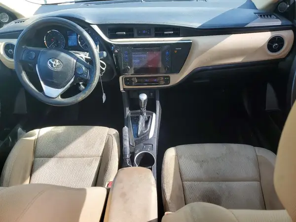 5YFBURHEXHP712762 2017 TOYOTA COROLLA - Image 8