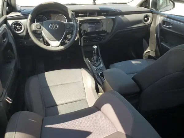 5YFBURHEXHP713801 2017 TOYOTA COROLLA - Image 8