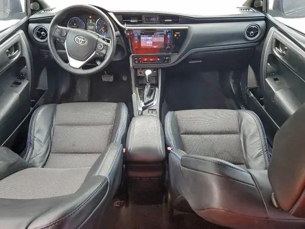 5YFBURHEXHP714463 2017 TOYOTA COROLLA - Image 8