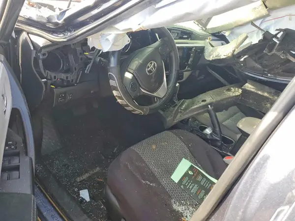 5YFBURHEXHP714866 2017 TOYOTA COROLLA - Image 8