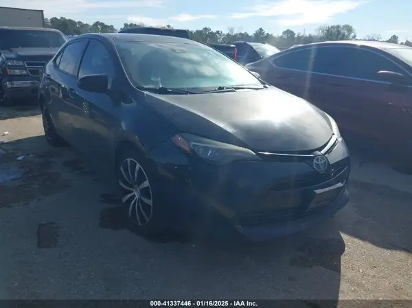 5YFBURHEXHP719453 2017 TOYOTA COROLLA - Image 1