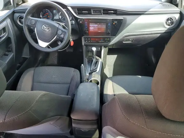 5YFBURHEXHP723406 2017 TOYOTA COROLLA - Image 8