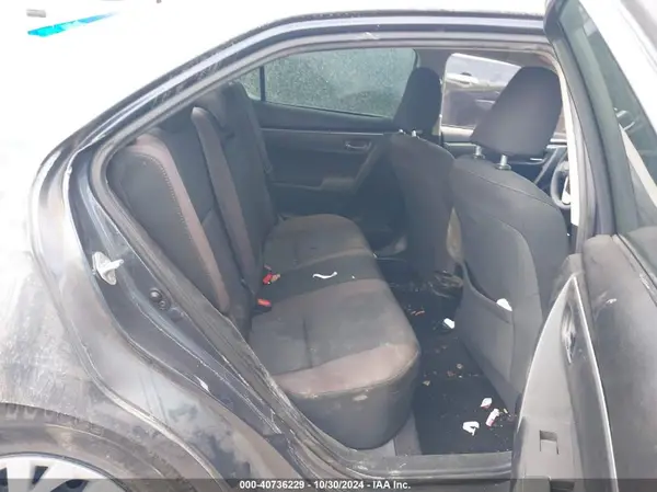5YFBURHEXHP725429 2017 TOYOTA COROLLA - Image 8