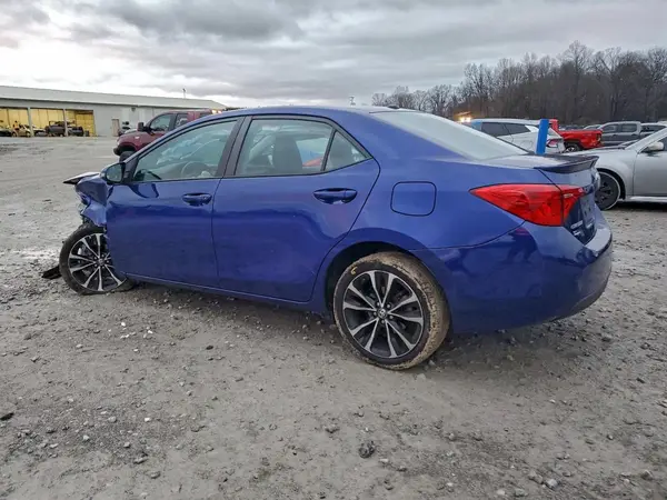 5YFBURHEXHP727178 2017 TOYOTA COROLLA - Image 2