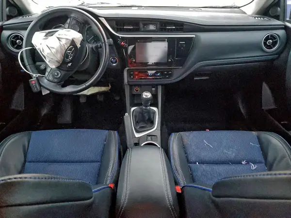 5YFBURHEXHP727178 2017 TOYOTA COROLLA - Image 8
