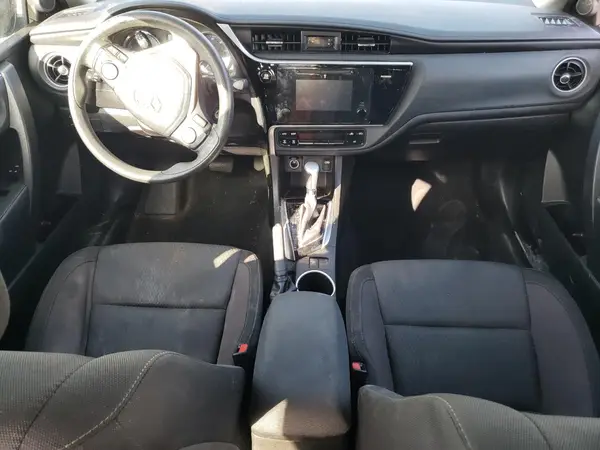 5YFBURHEXHP727472 2017 TOYOTA COROLLA - Image 8