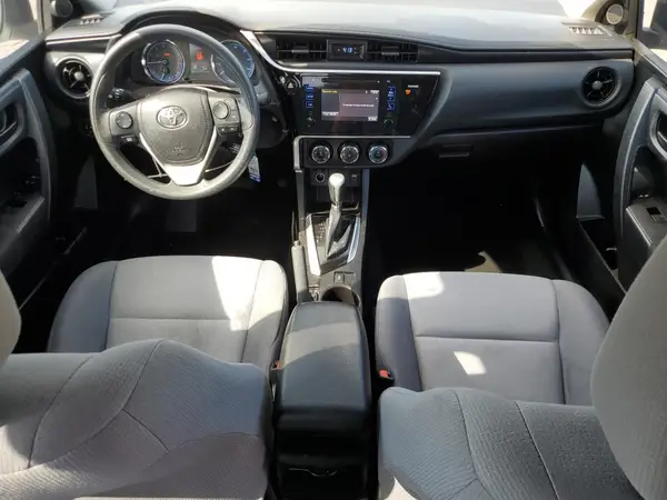5YFBURHEXHP728346 2017 TOYOTA COROLLA - Image 8