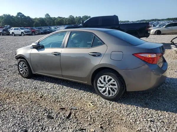 5YFBURHEXHP729349 2017 TOYOTA COROLLA - Image 2